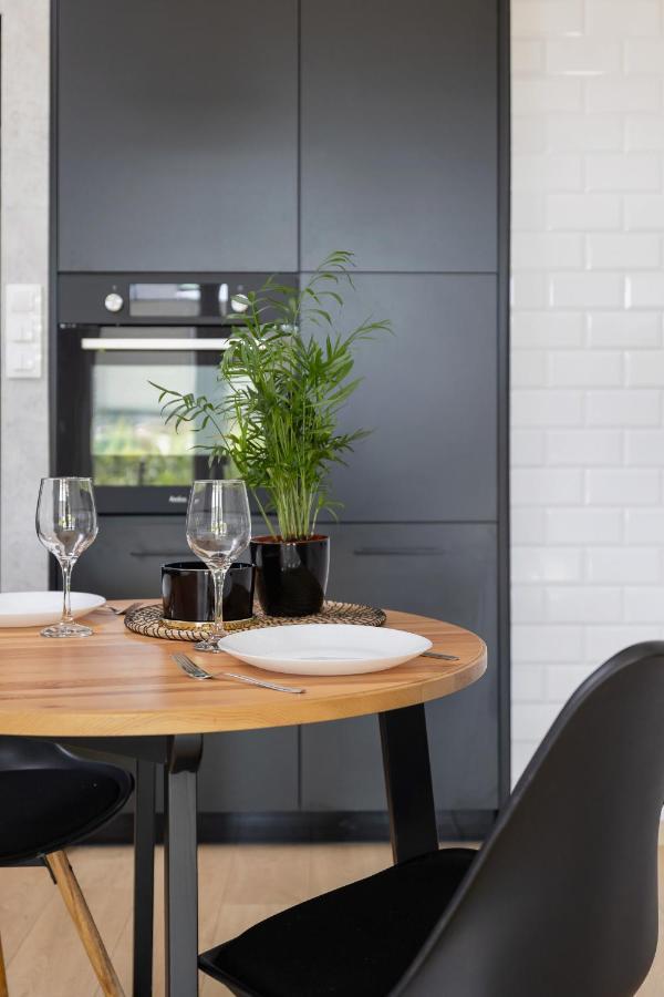 Krakow Studio With Parking & Terrace Near Zalew Bagry By Renters Prestige Dış mekan fotoğraf