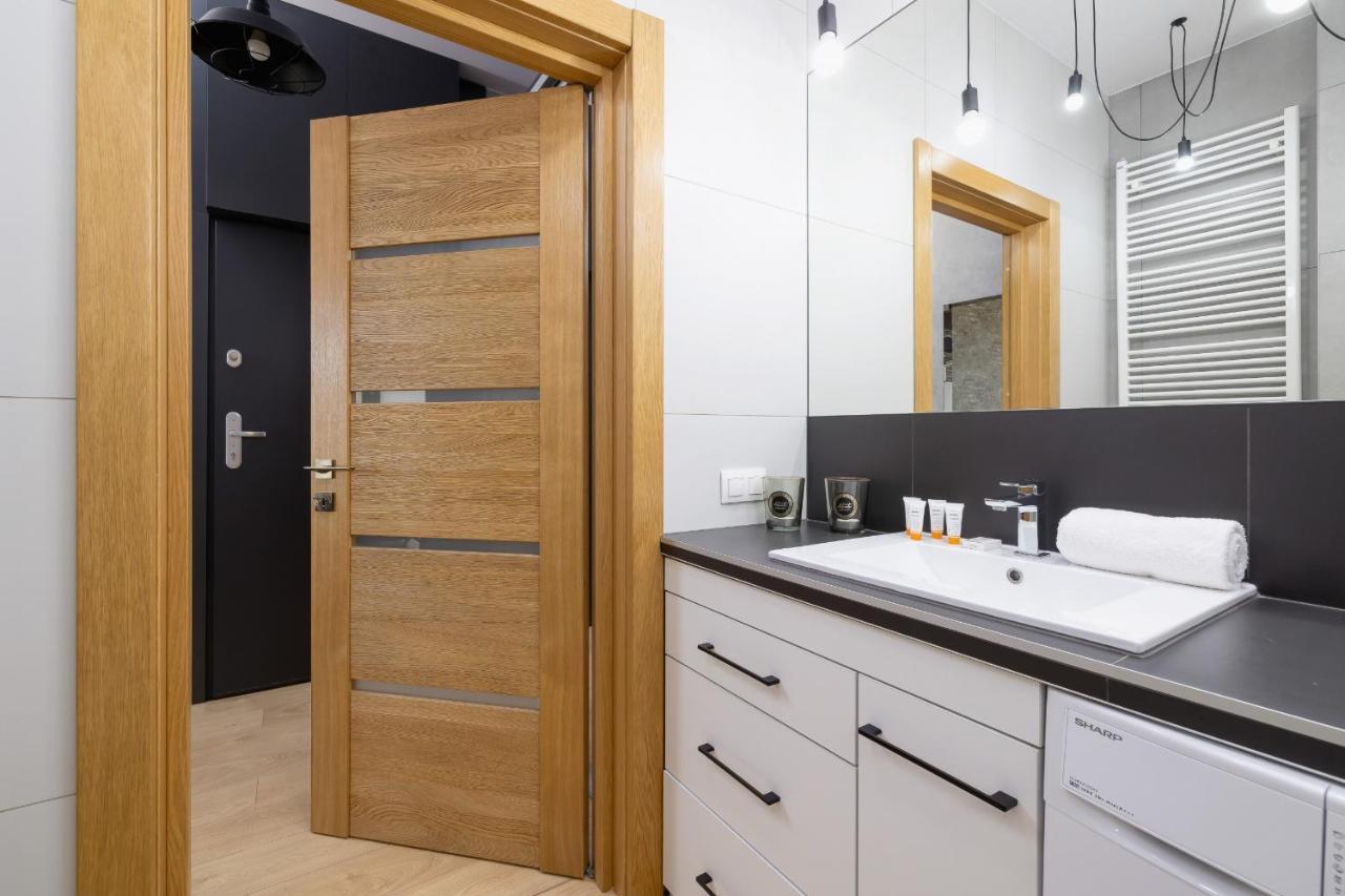 Krakow Studio With Parking & Terrace Near Zalew Bagry By Renters Prestige Dış mekan fotoğraf